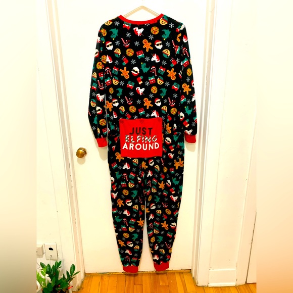 OVERALL CHRISTMAS SLEEPWEAR - Picture 3 of 3